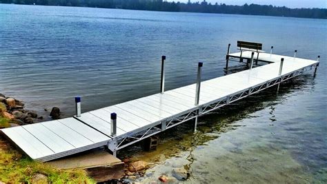 Portable Aluminum Boat & Lake Docks .